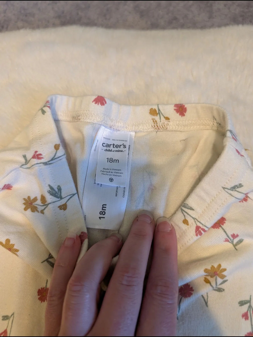 Carter's Floral Long Sleeve Body Suit And Pant Set 18 Months Flawed